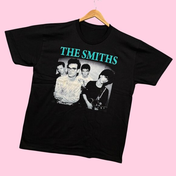 The Smiths Self Titled Album Cover Rock Band Tee XL - Picture 3 of 4
